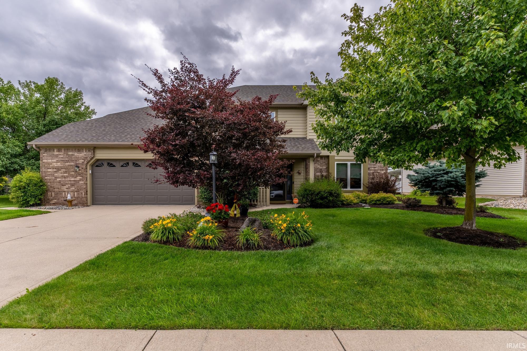 926 Deer Cliff Court
