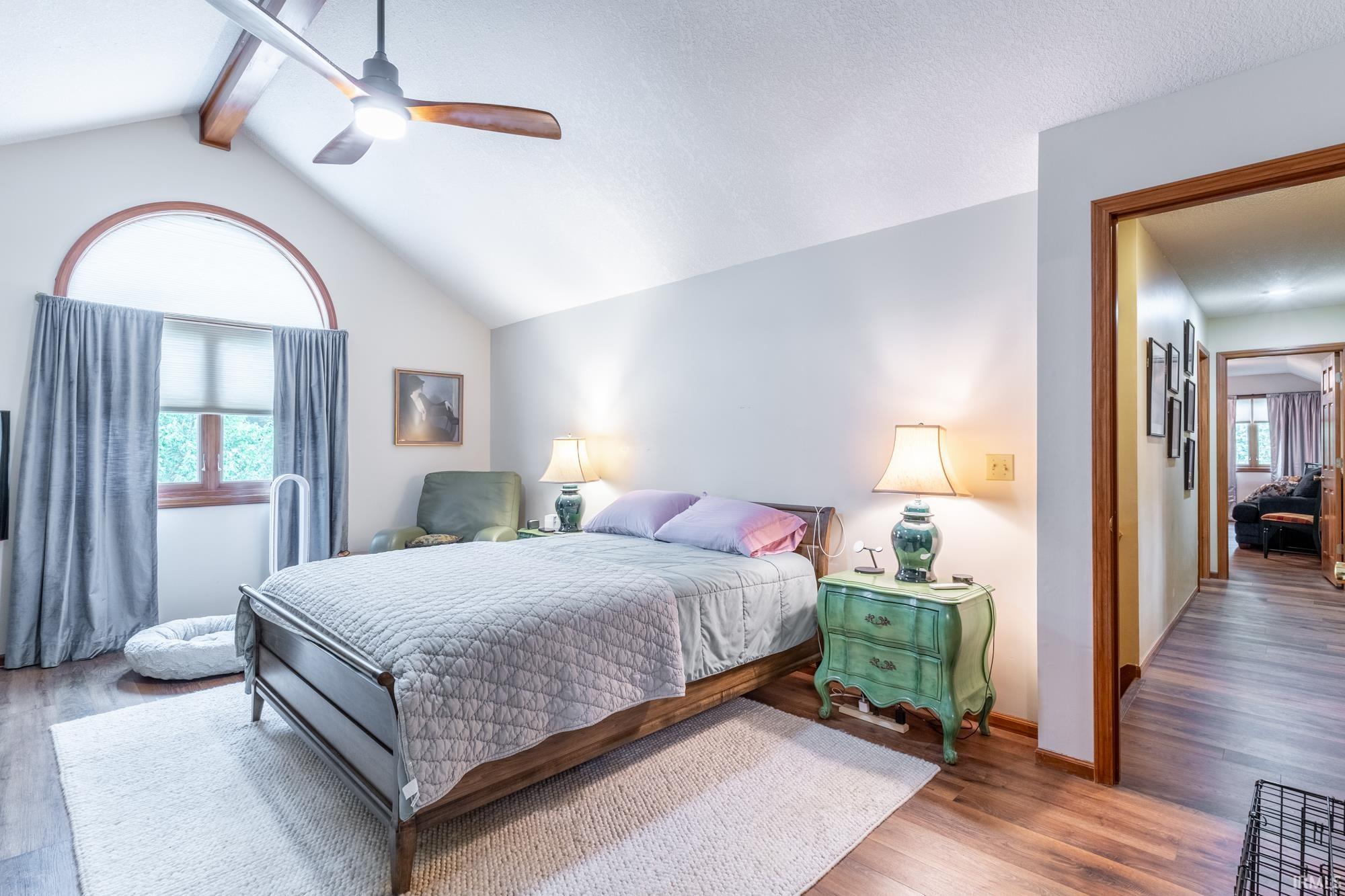 926 Deer Cliff Court