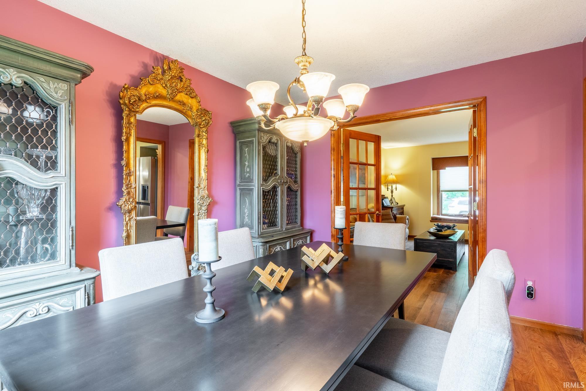 926 Deer Cliff Court