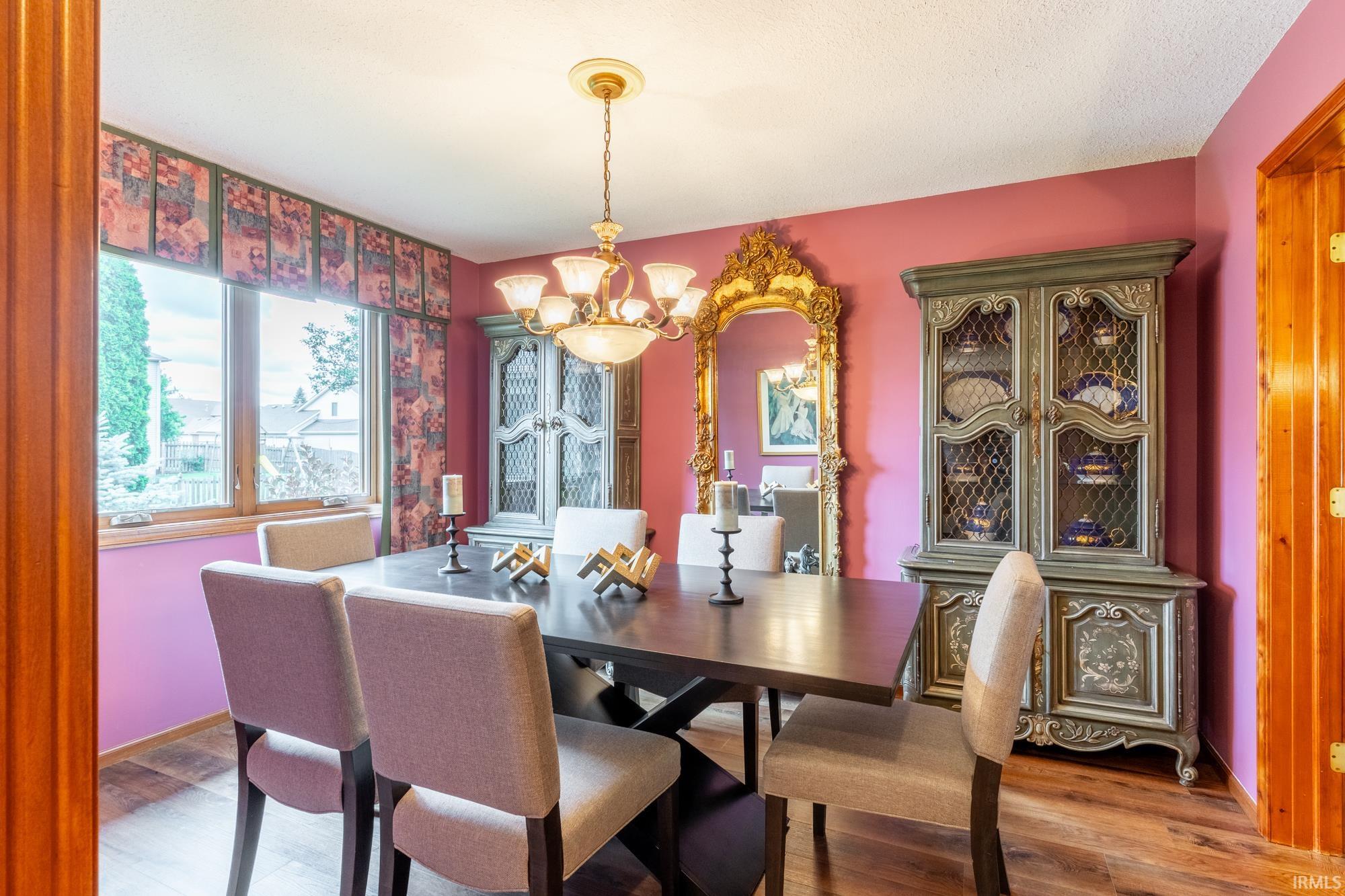 926 Deer Cliff Court