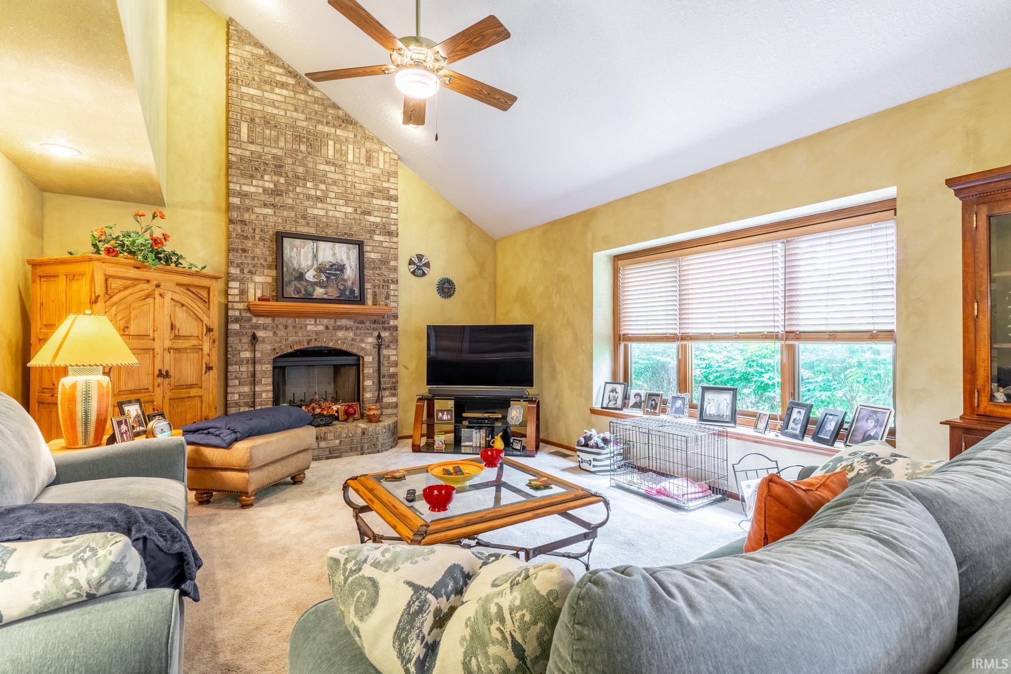 926 Deer Cliff Court