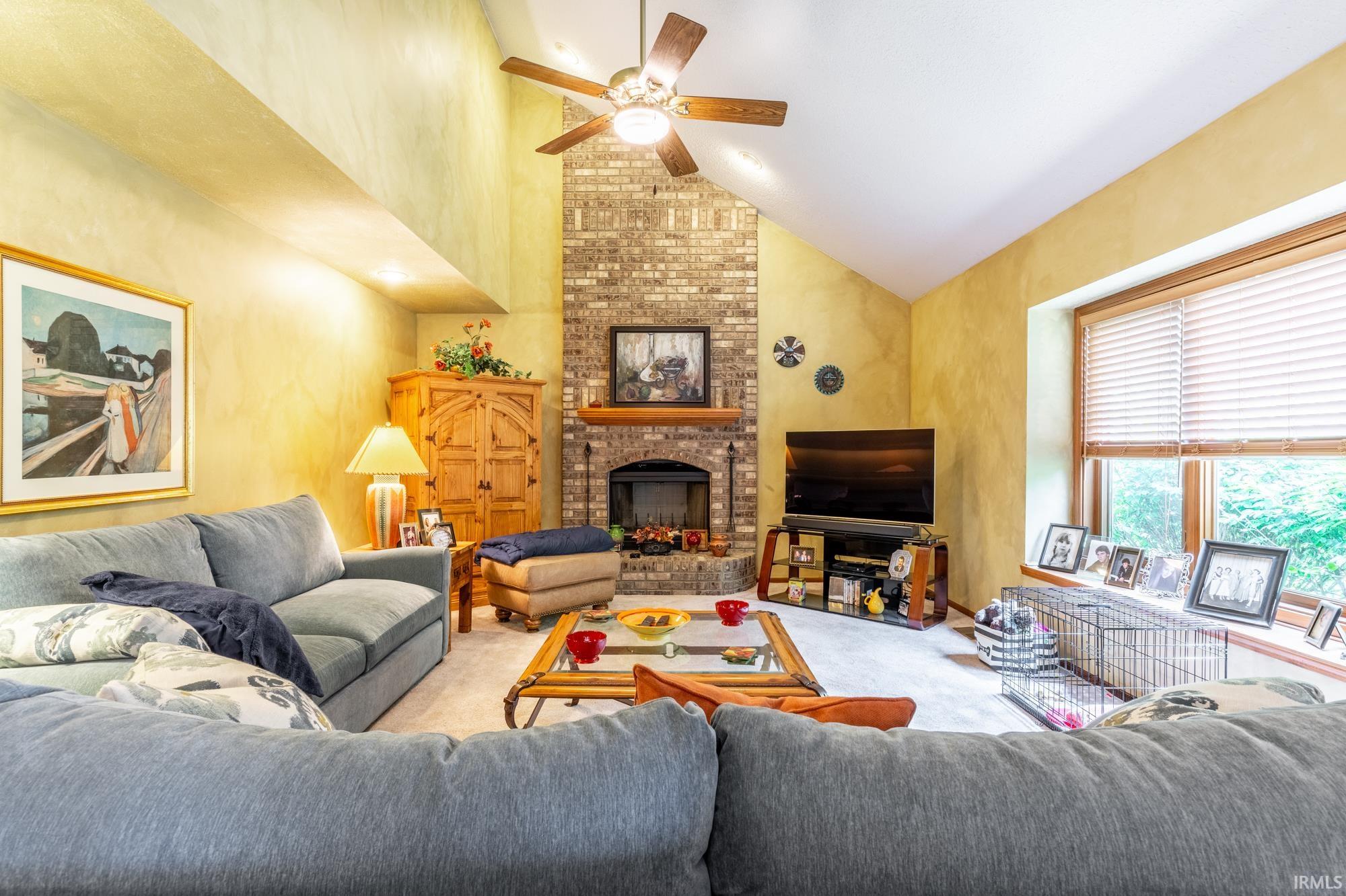 926 Deer Cliff Court