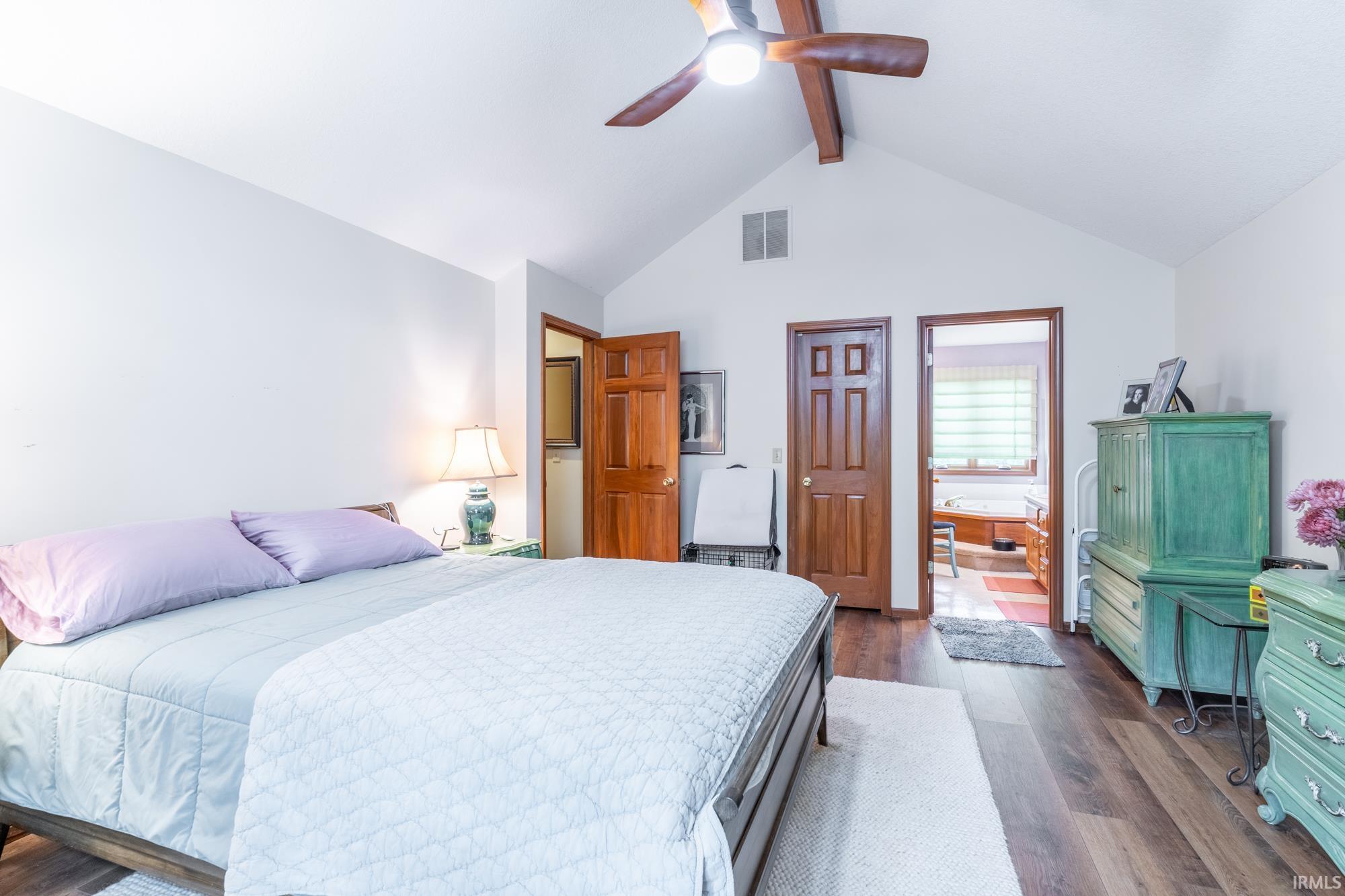 926 Deer Cliff Court