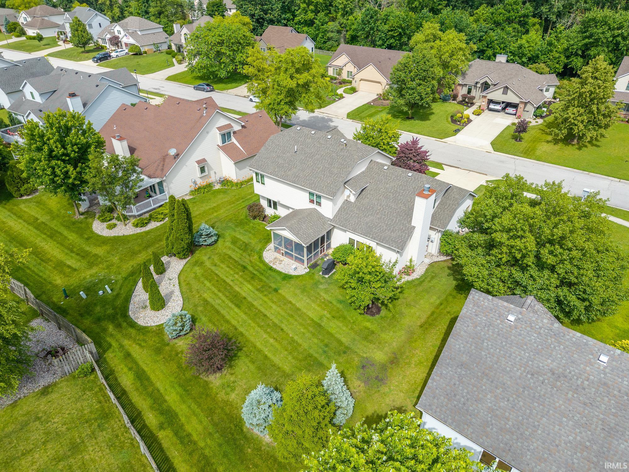 926 Deer Cliff Court