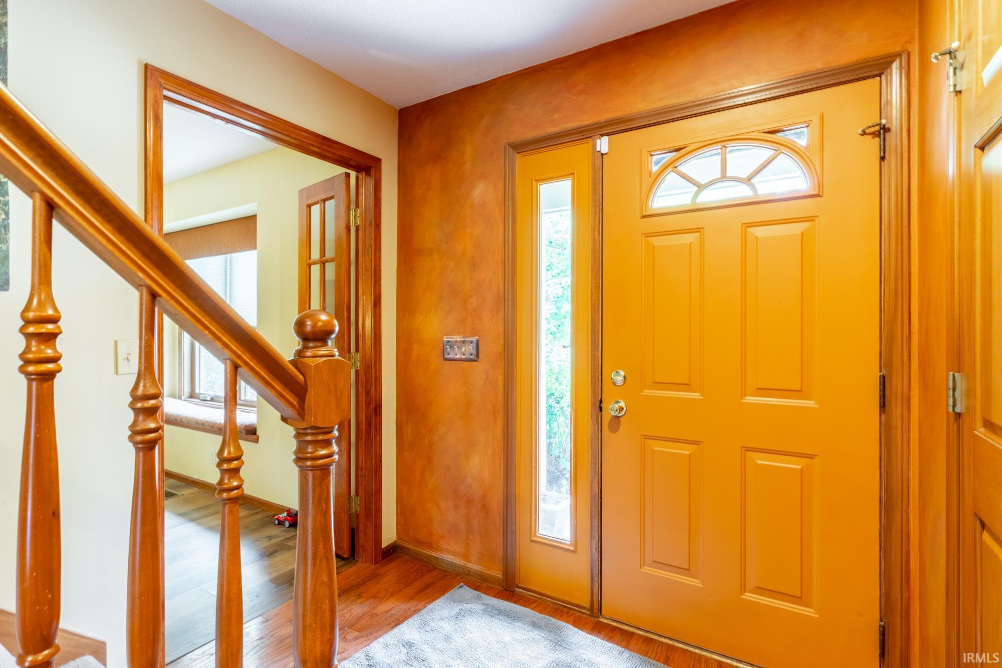 926 Deer Cliff Court