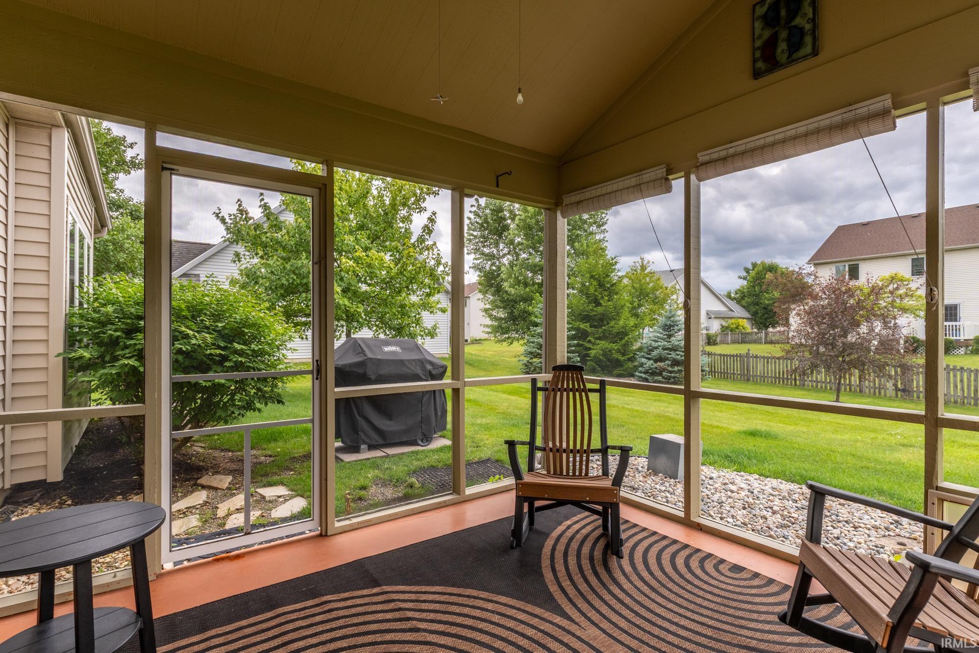926 Deer Cliff Court