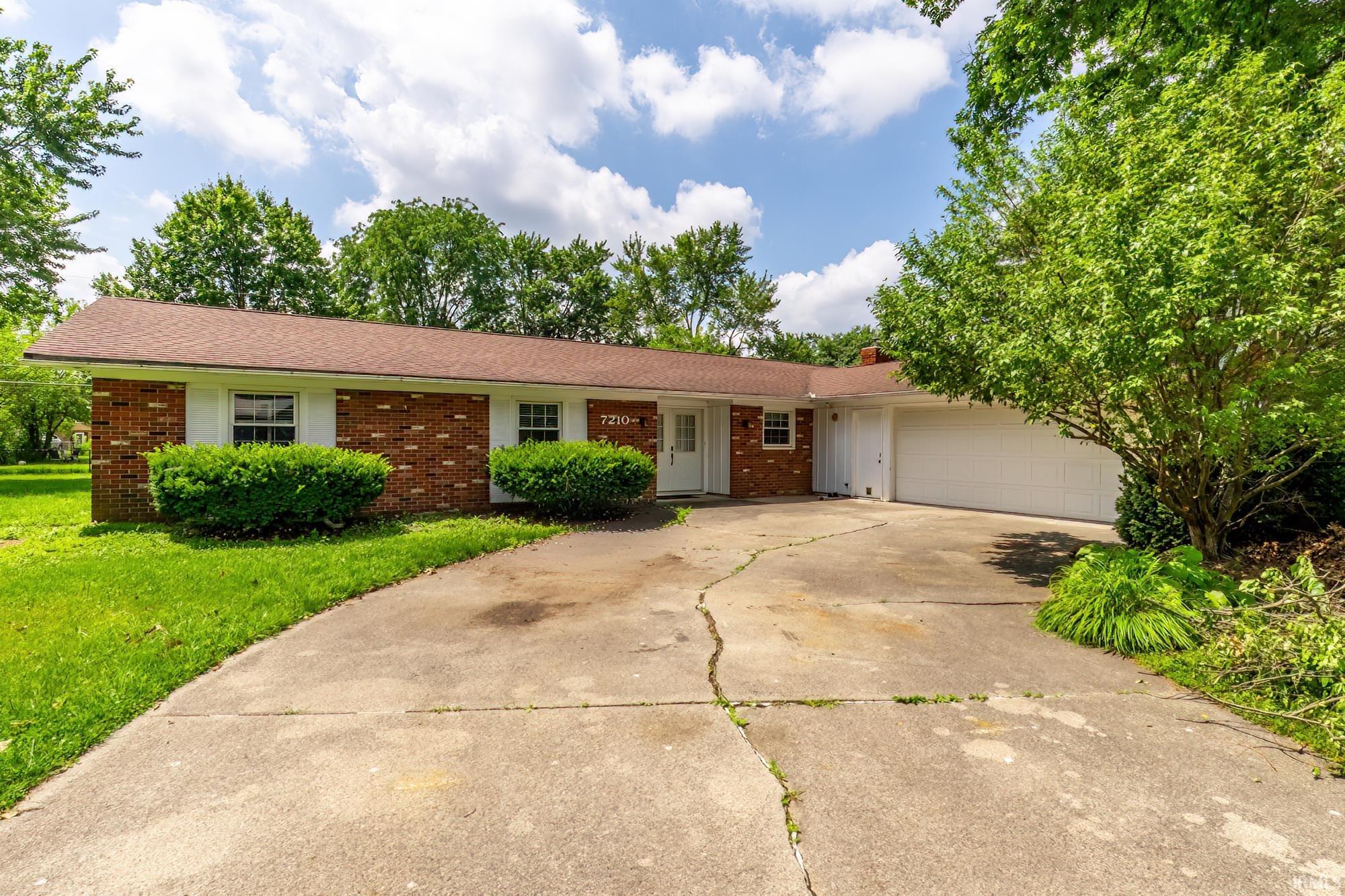 7210 Blackhawk Lane