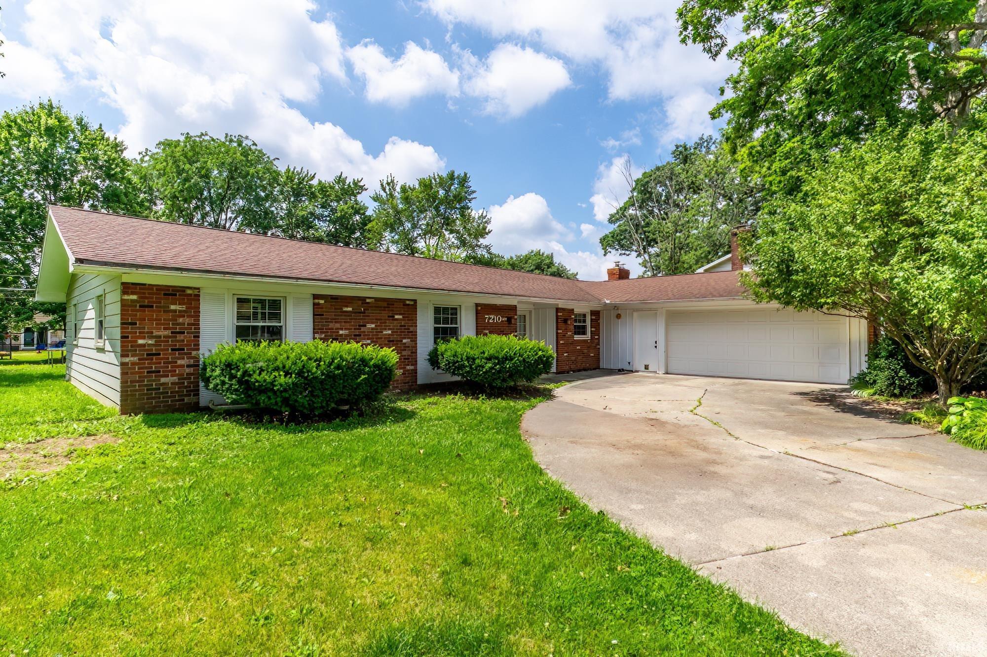 7210 Blackhawk Lane