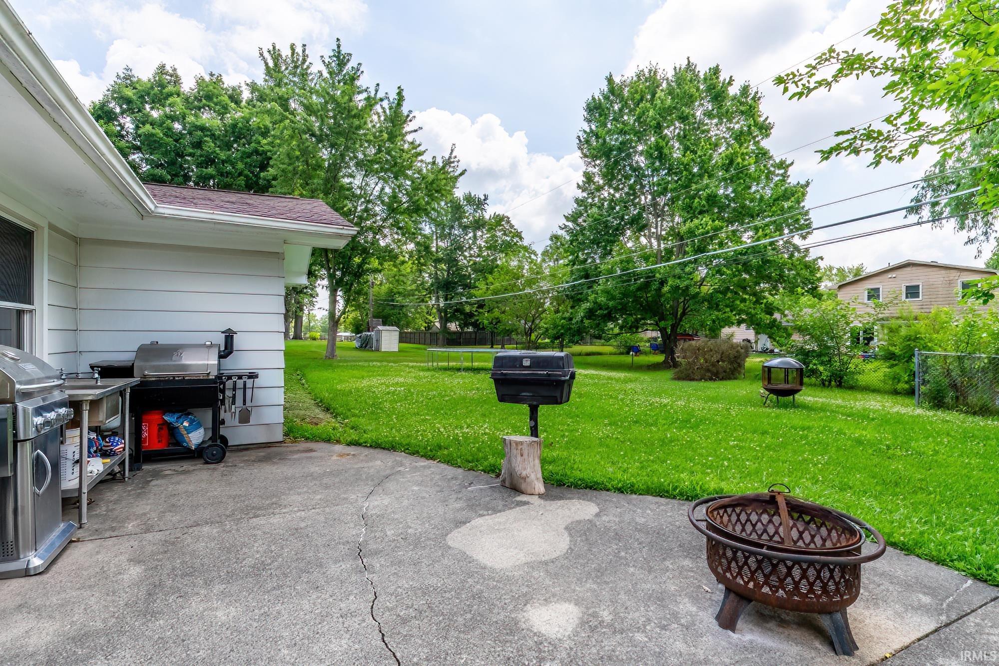 7210 Blackhawk Lane