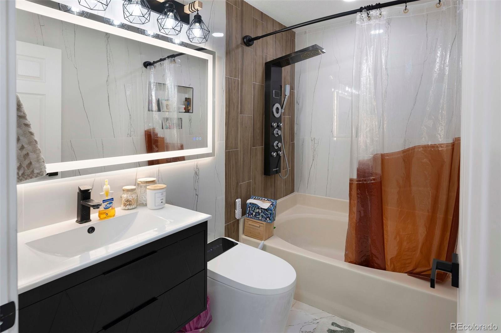 613 N Brentwood Court