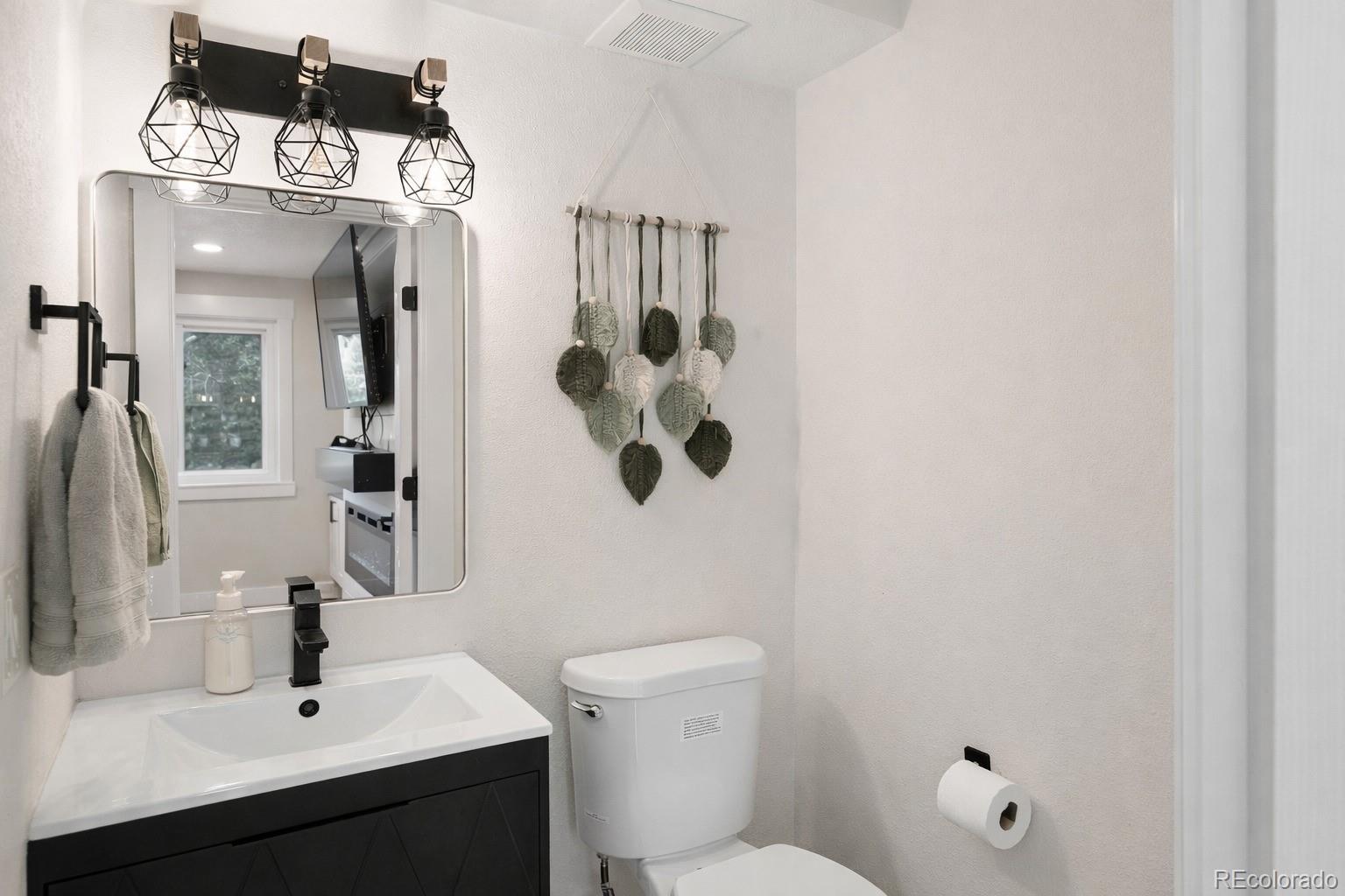 613 N Brentwood Court