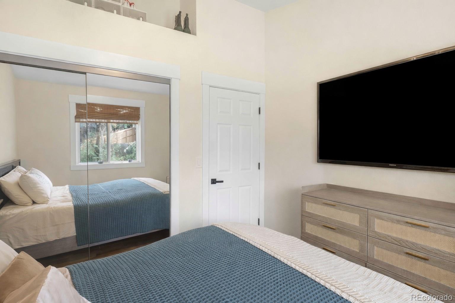 613 N Brentwood Court