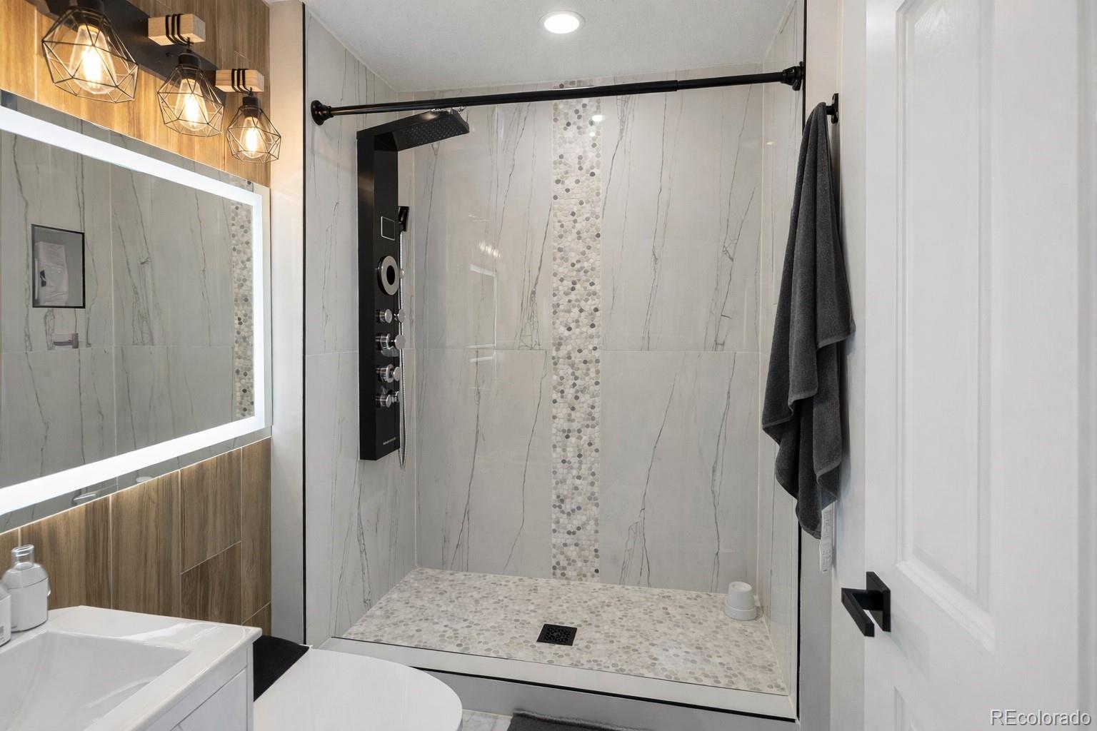 613 N Brentwood Court