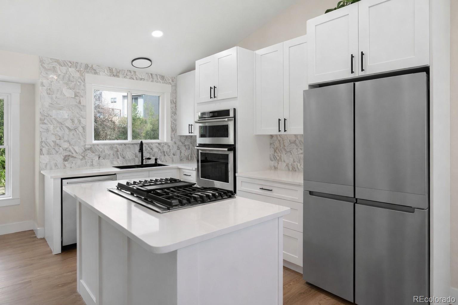 613 N Brentwood Court