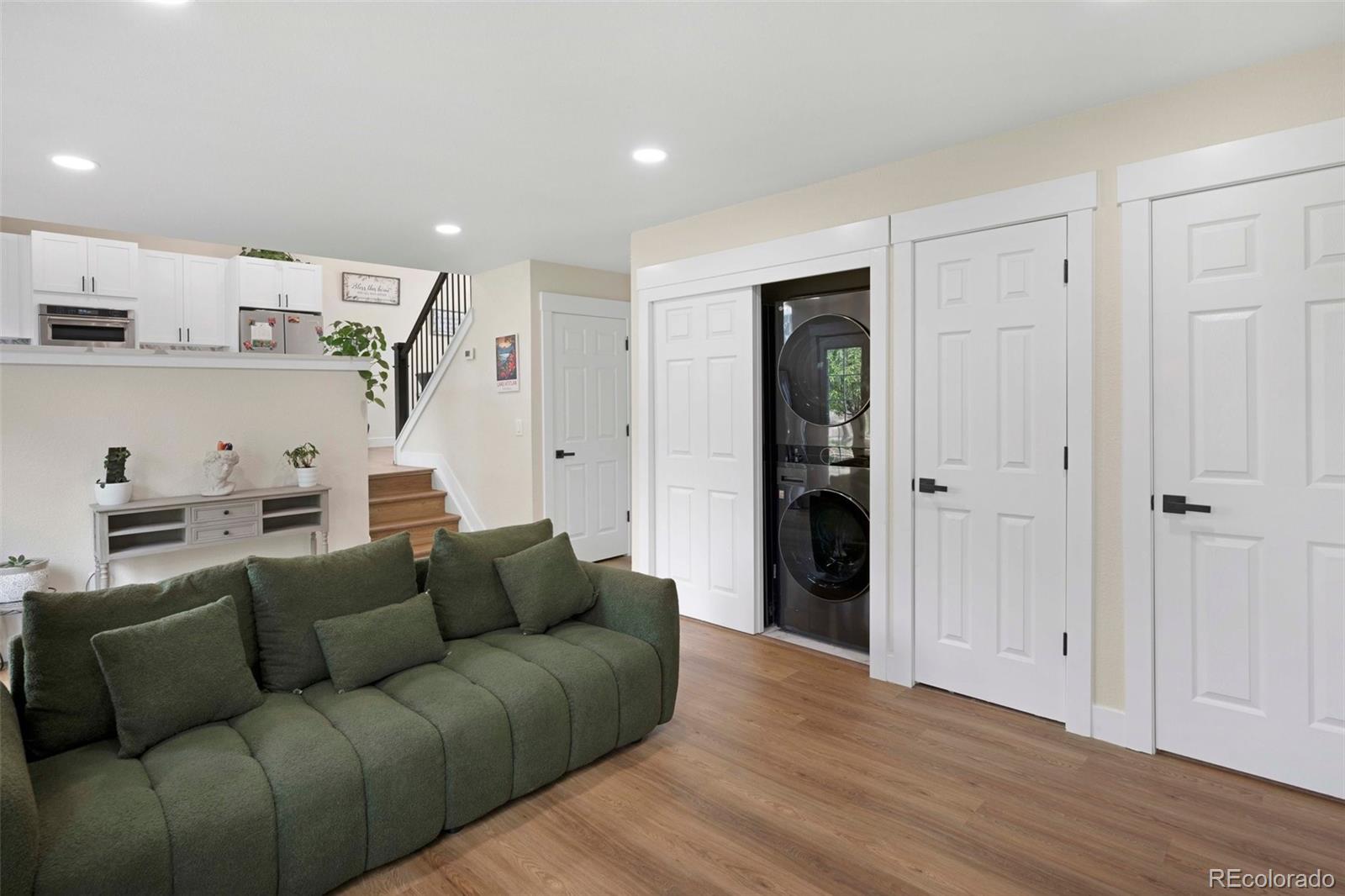 613 N Brentwood Court