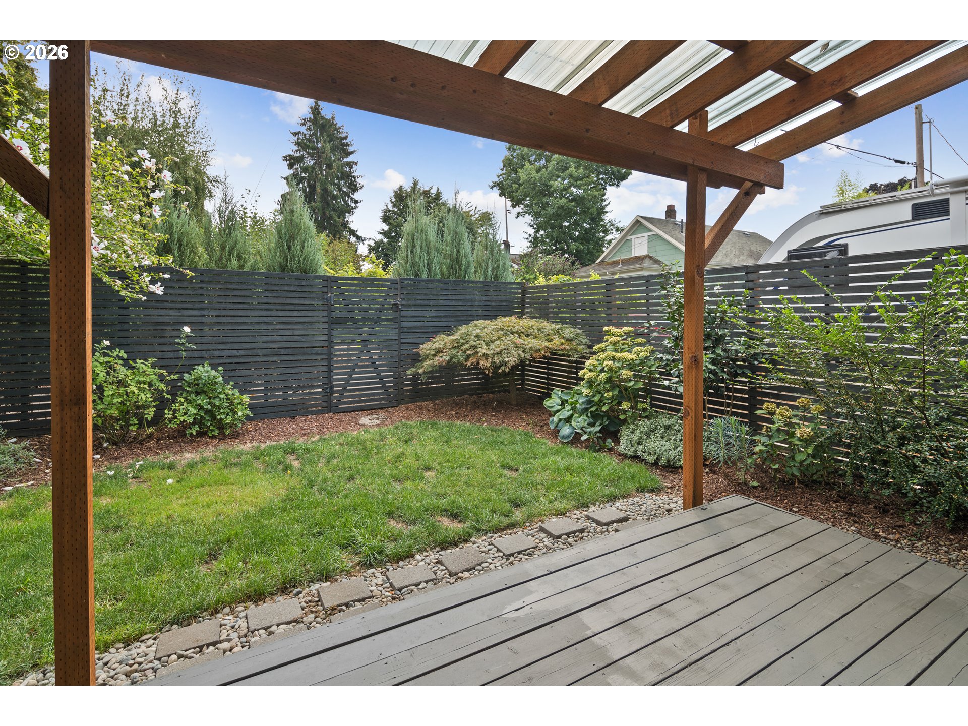 4720 N Commercial AVE