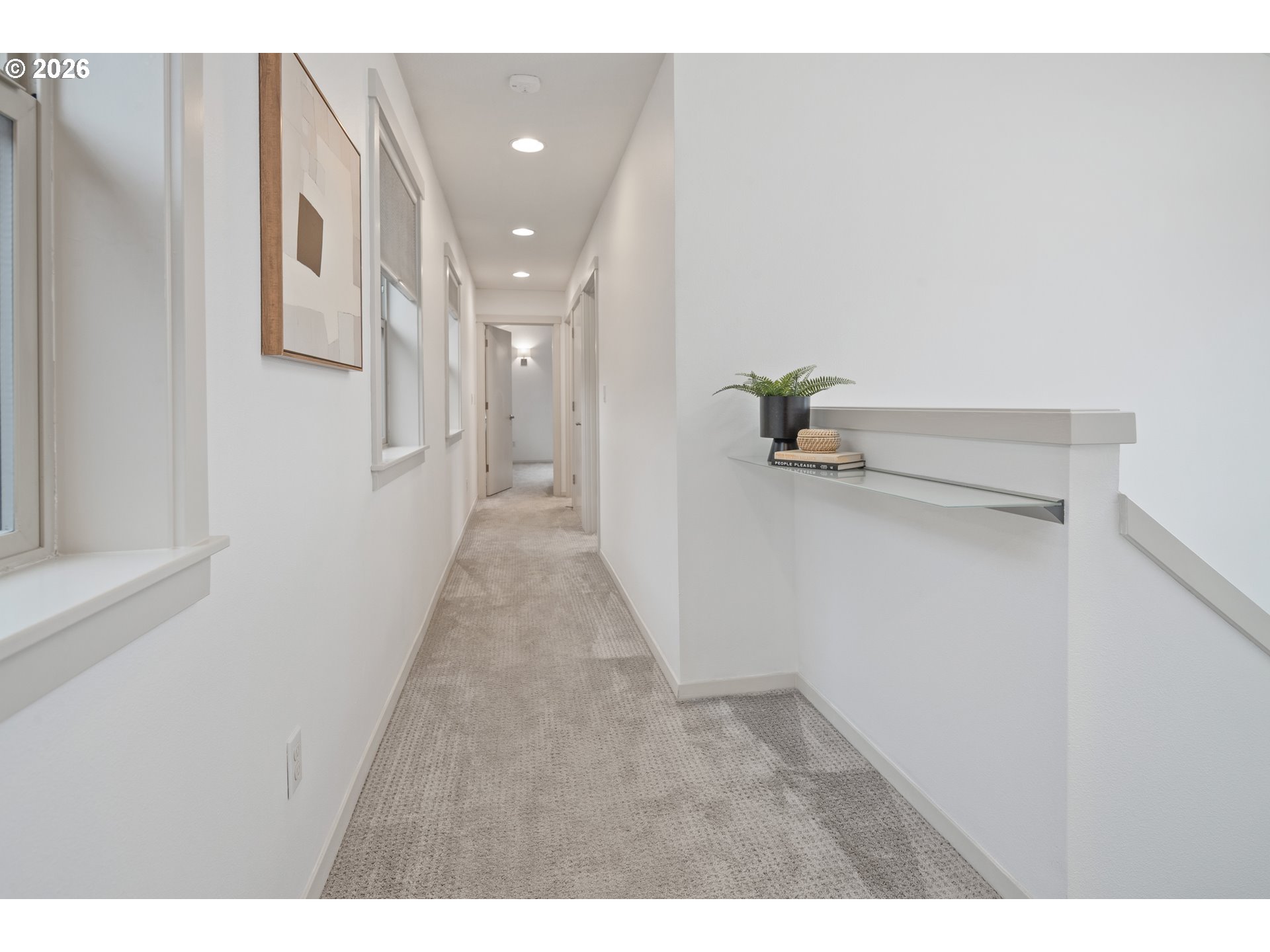 4720 N Commercial AVE