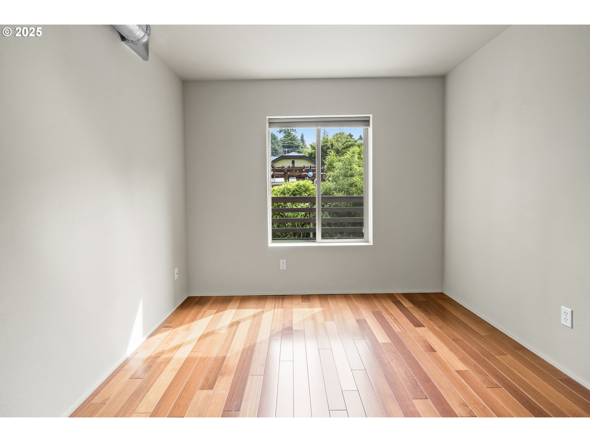 512 SE 60TH AVE 206