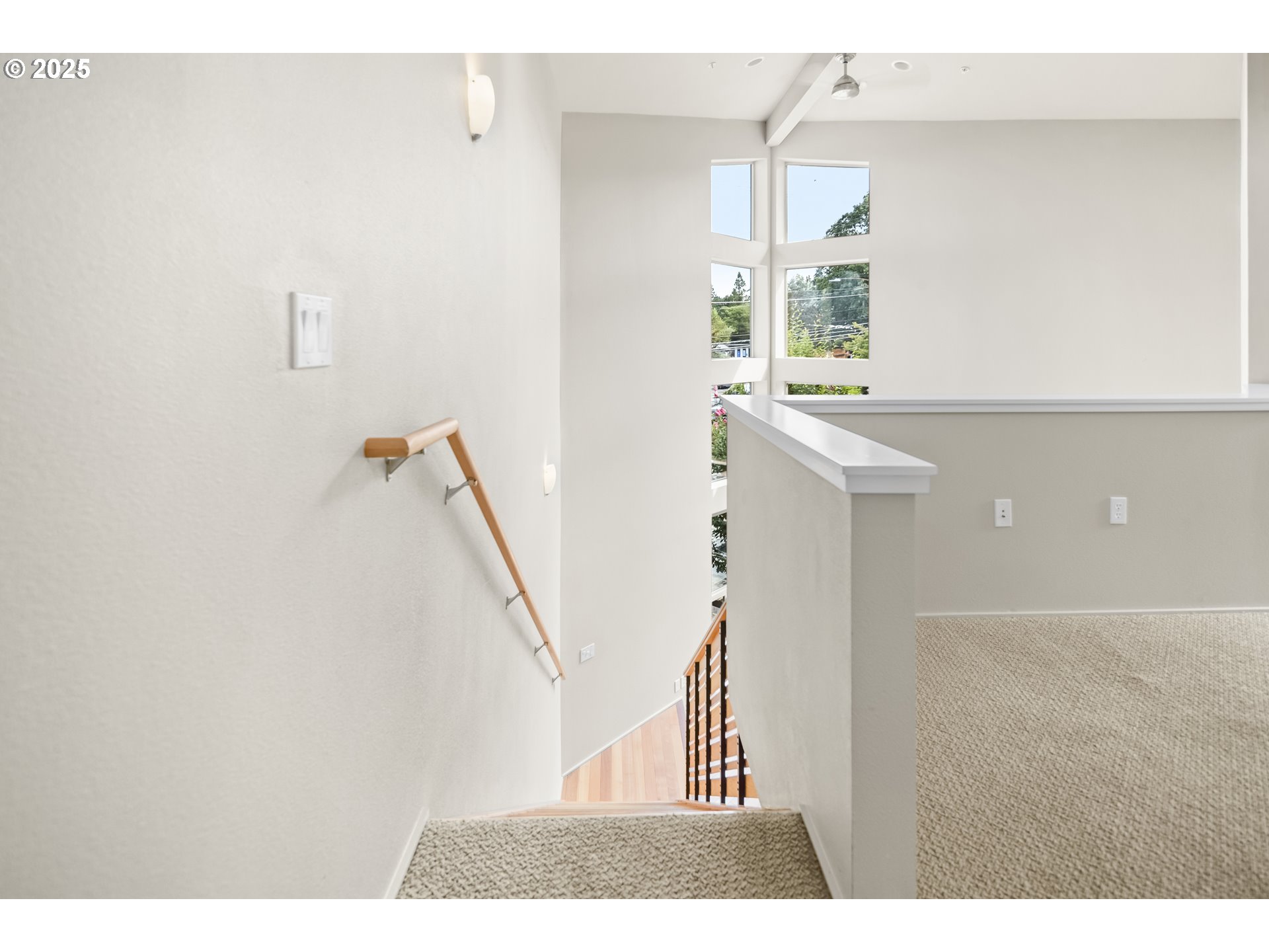 512 SE 60TH AVE 206
