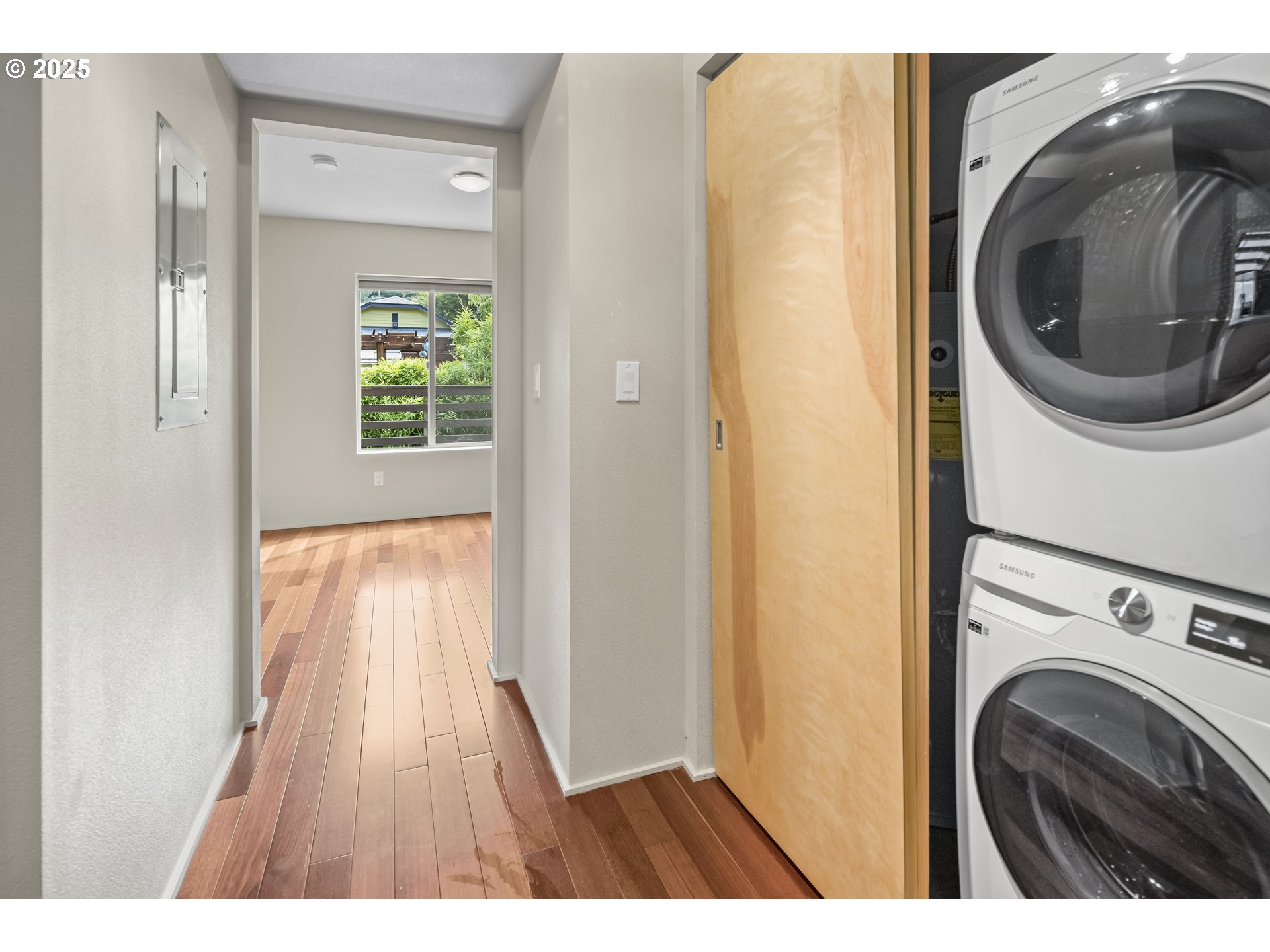 512 SE 60TH AVE 206