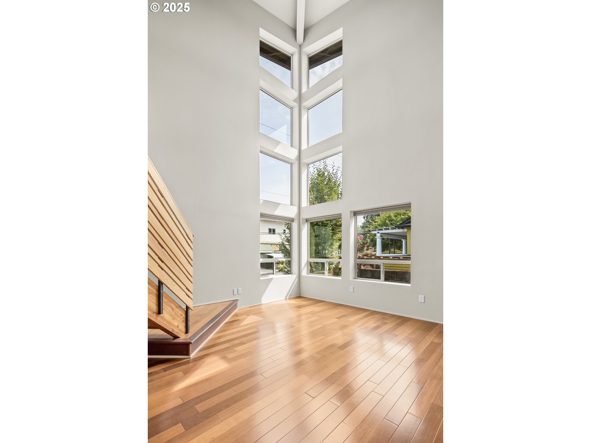 512 SE 60TH AVE 206