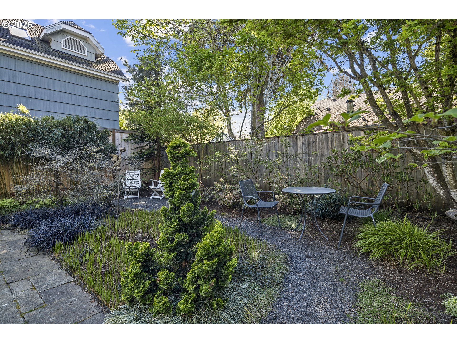 2217 NE 12TH AVE