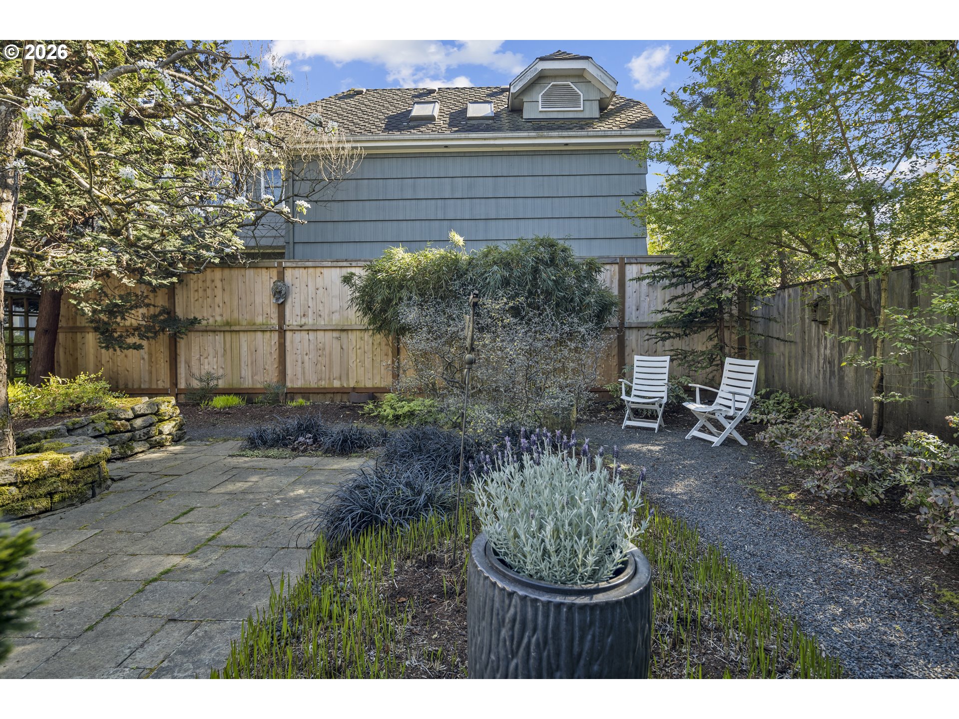 2217 NE 12TH AVE