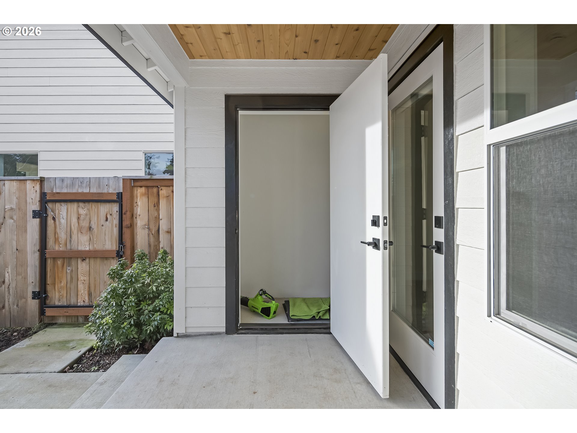 5470 SE Bybee BLVD C