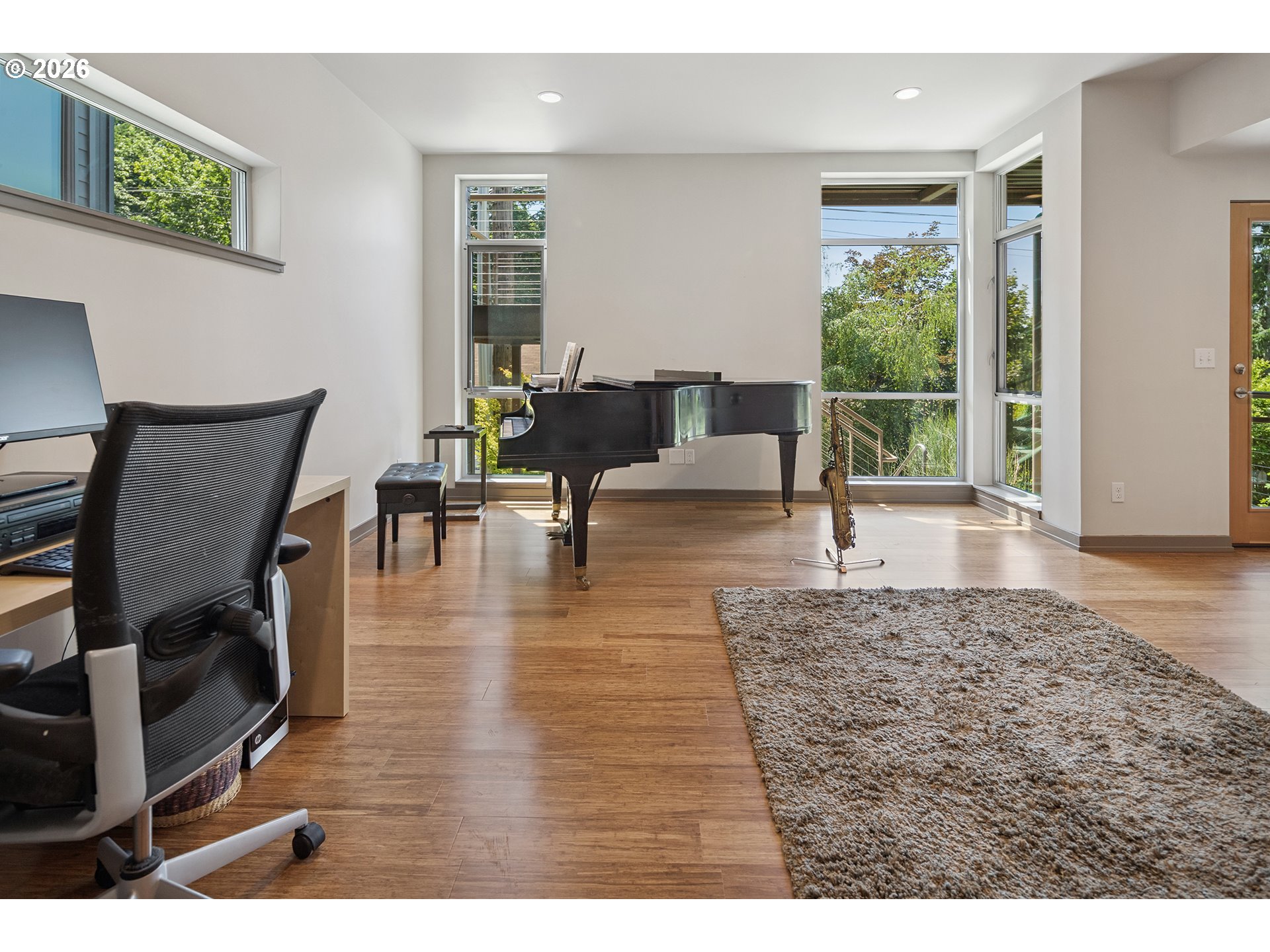 3741 SW Sweetbriar DR