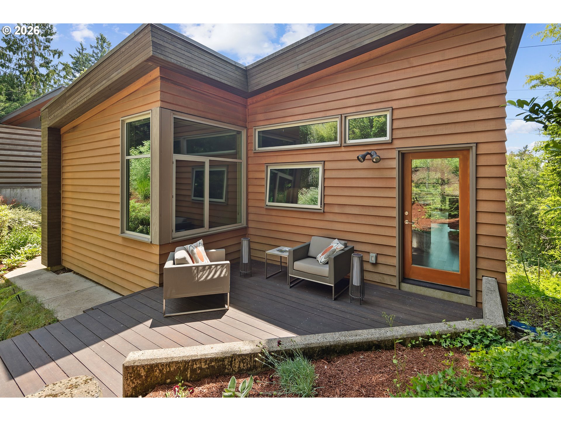 3741 SW Sweetbriar DR