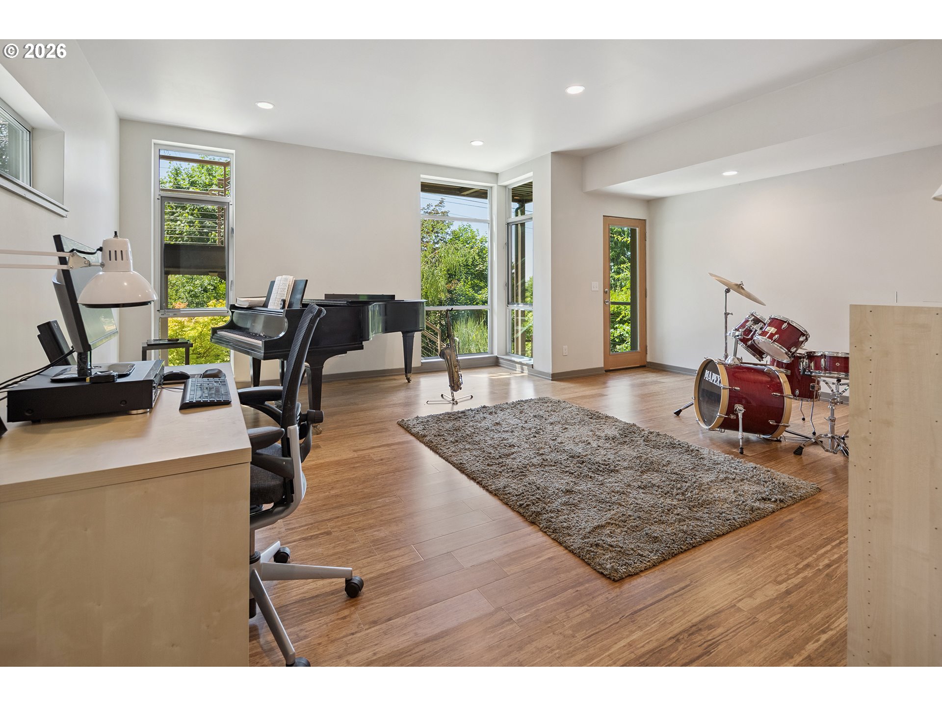 3741 SW Sweetbriar DR