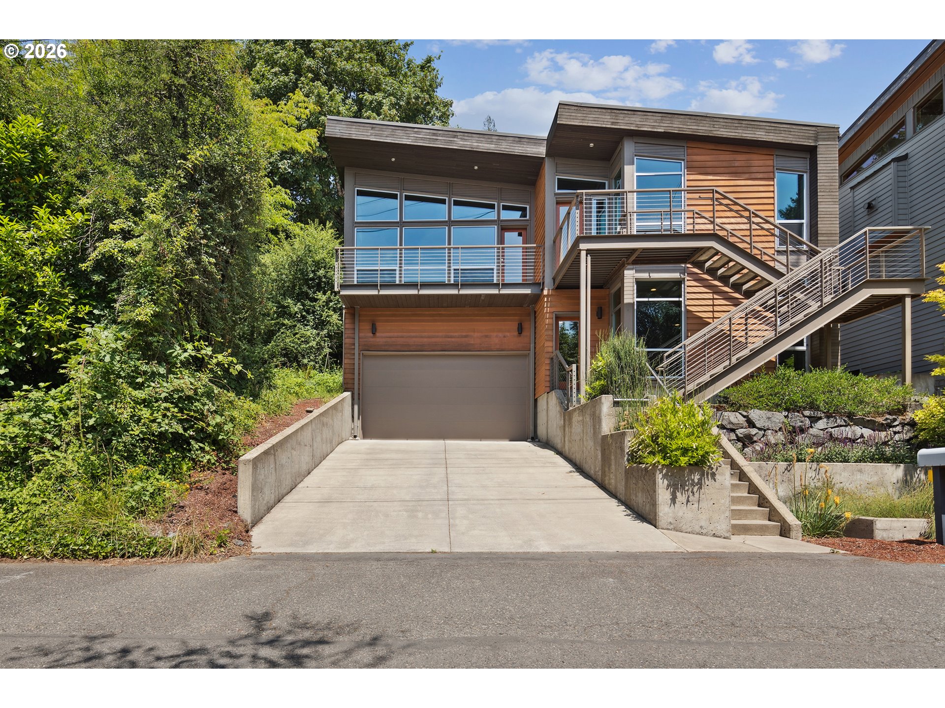 3741 SW Sweetbriar DR