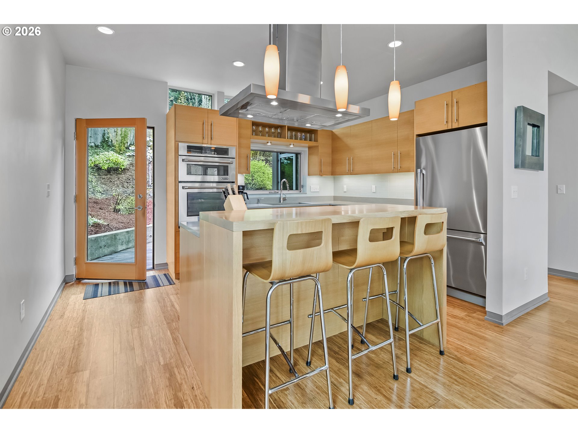 3741 SW Sweetbriar DR