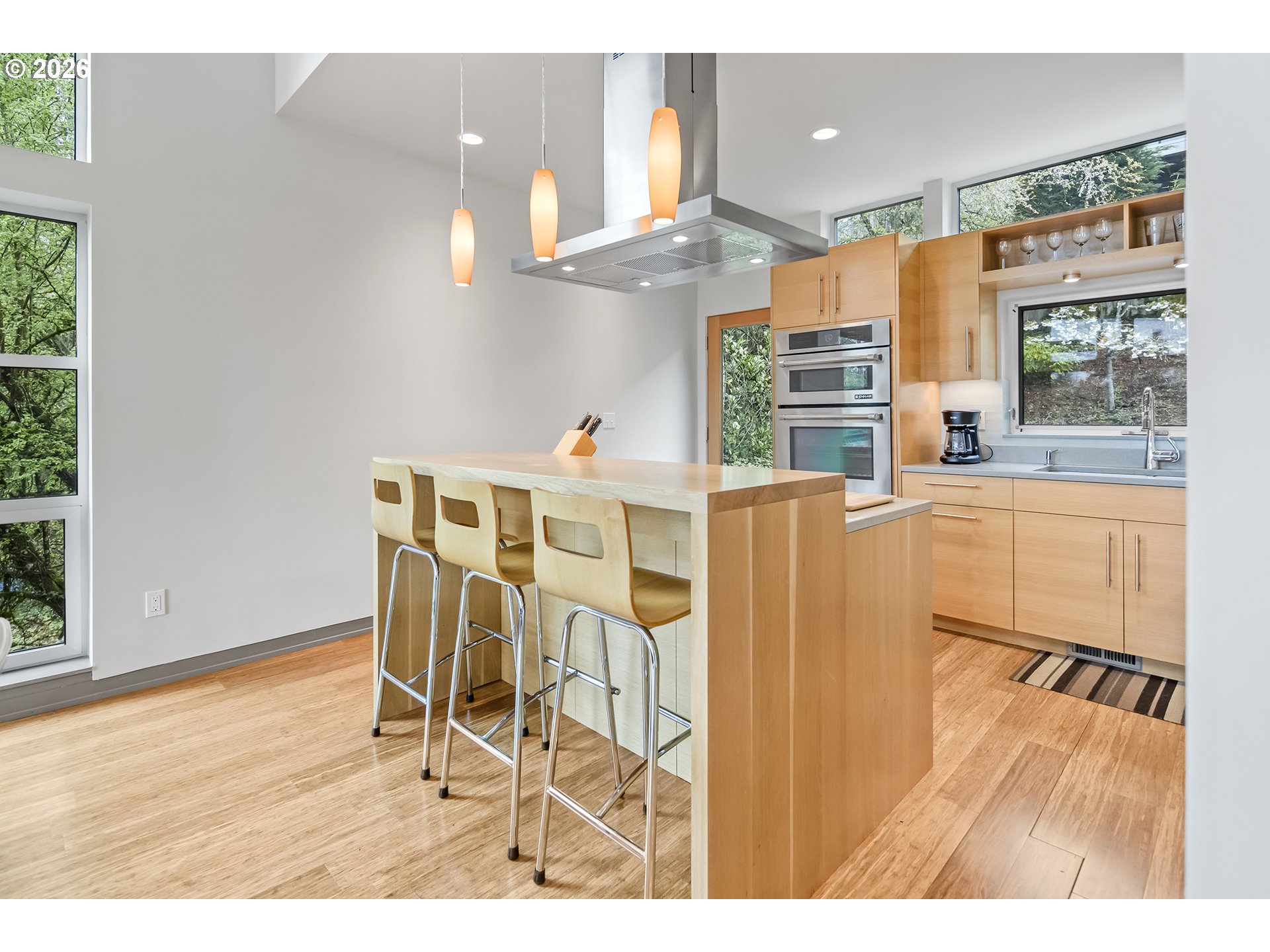 3741 SW Sweetbriar DR