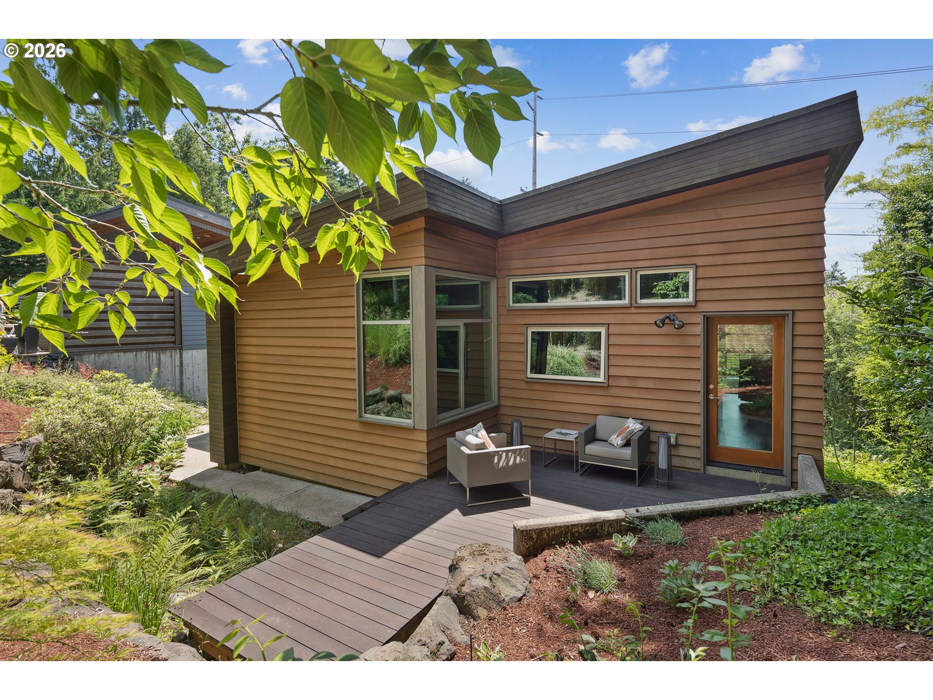 3741 SW Sweetbriar DR