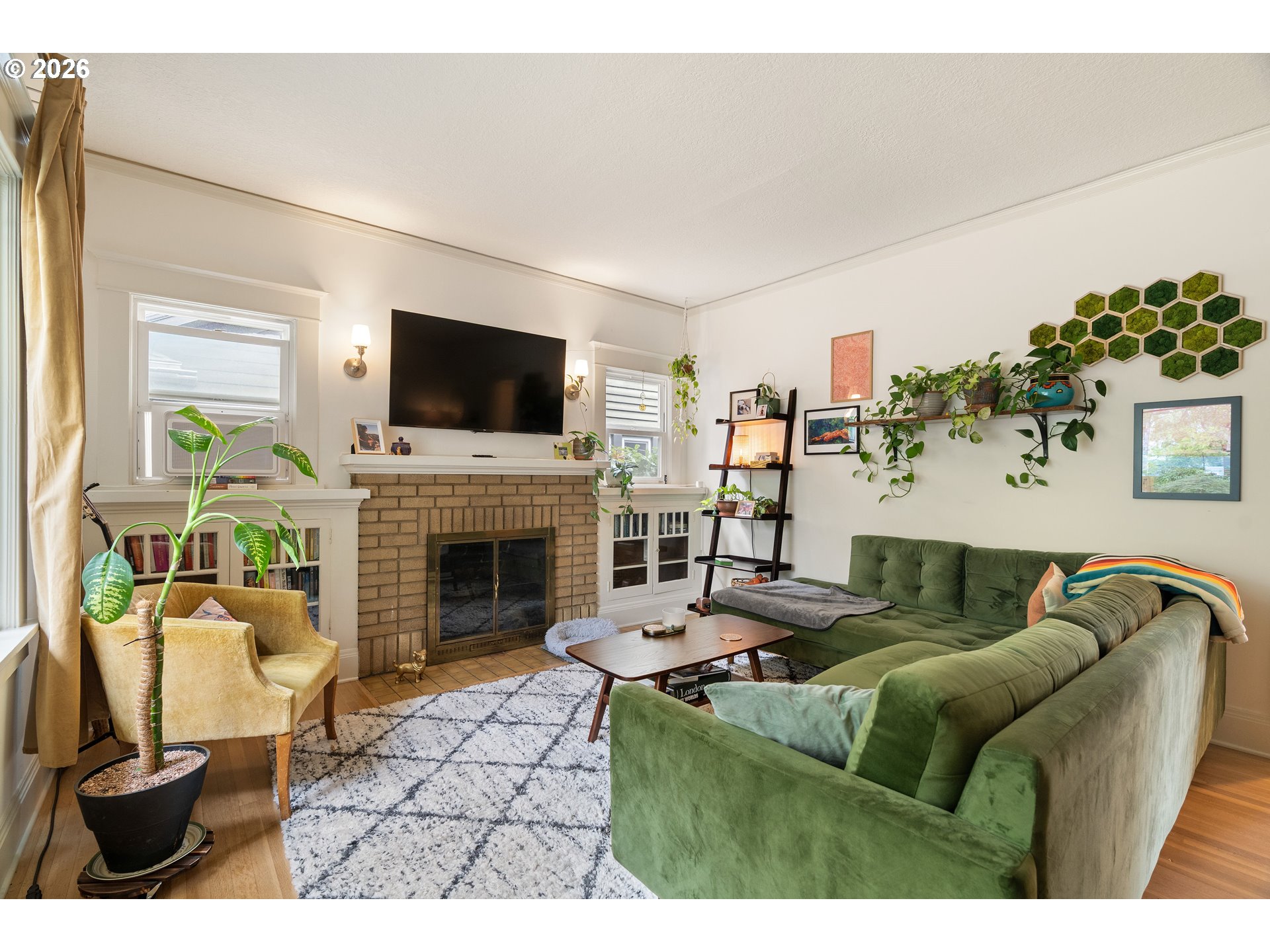 1916 NE 52ND AVE