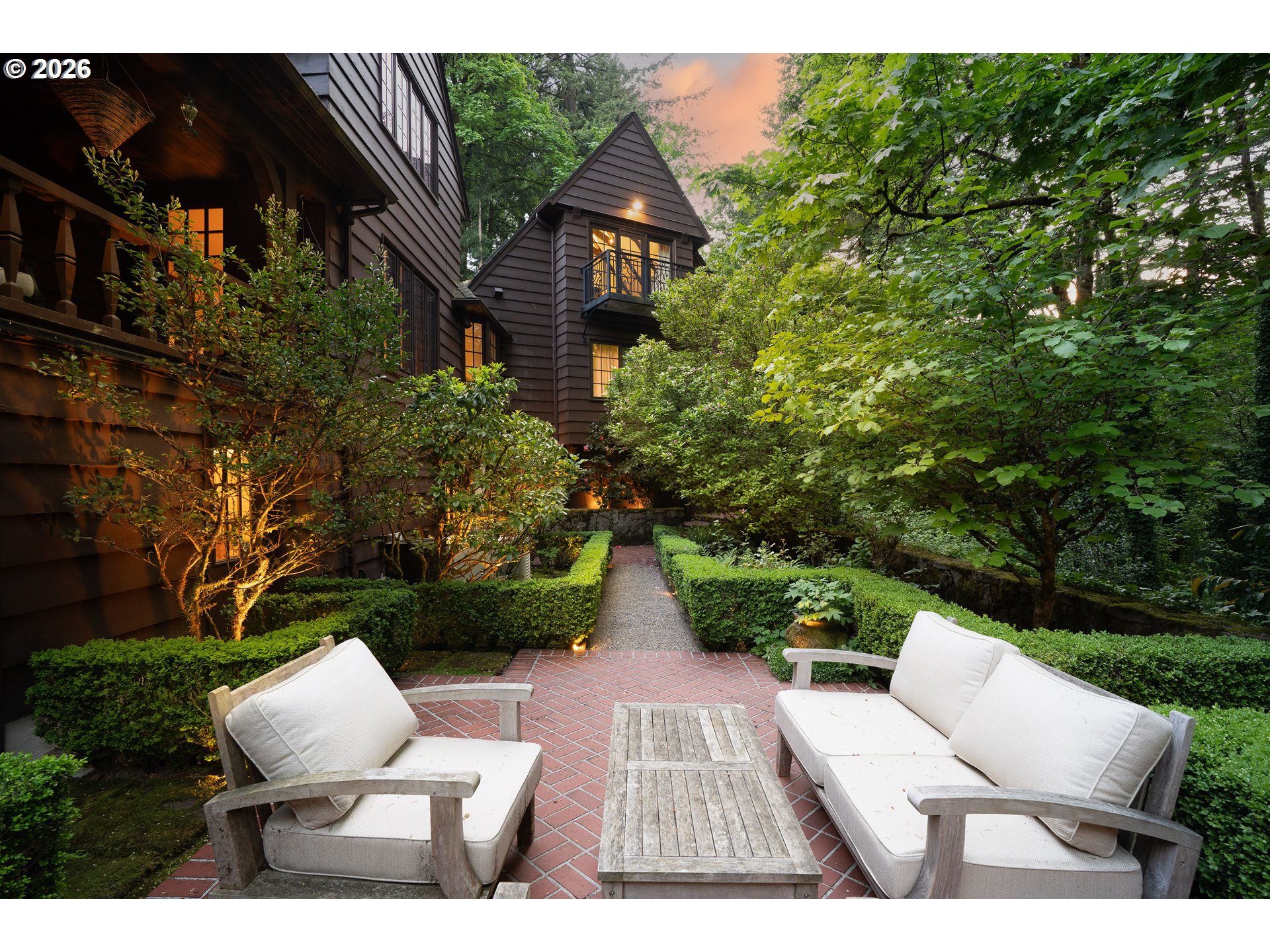 2897 SW Rutland TER