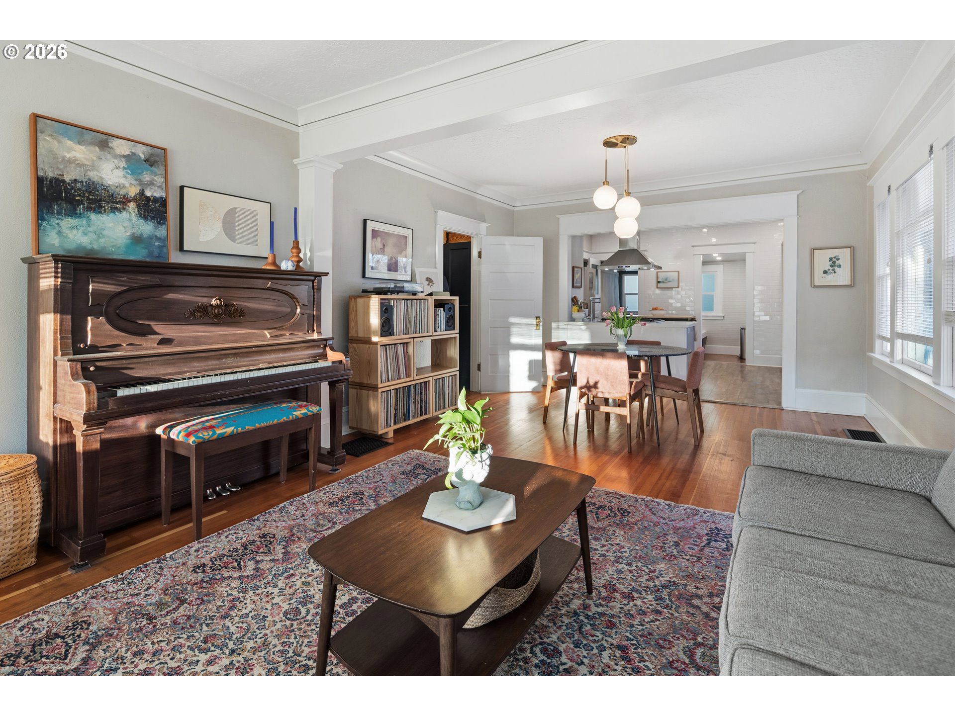 9941 N Willamette BLVD