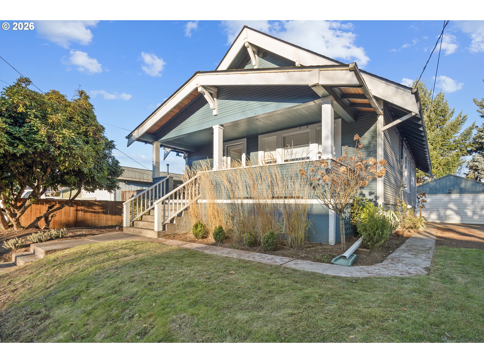 9941 N Willamette BLVD