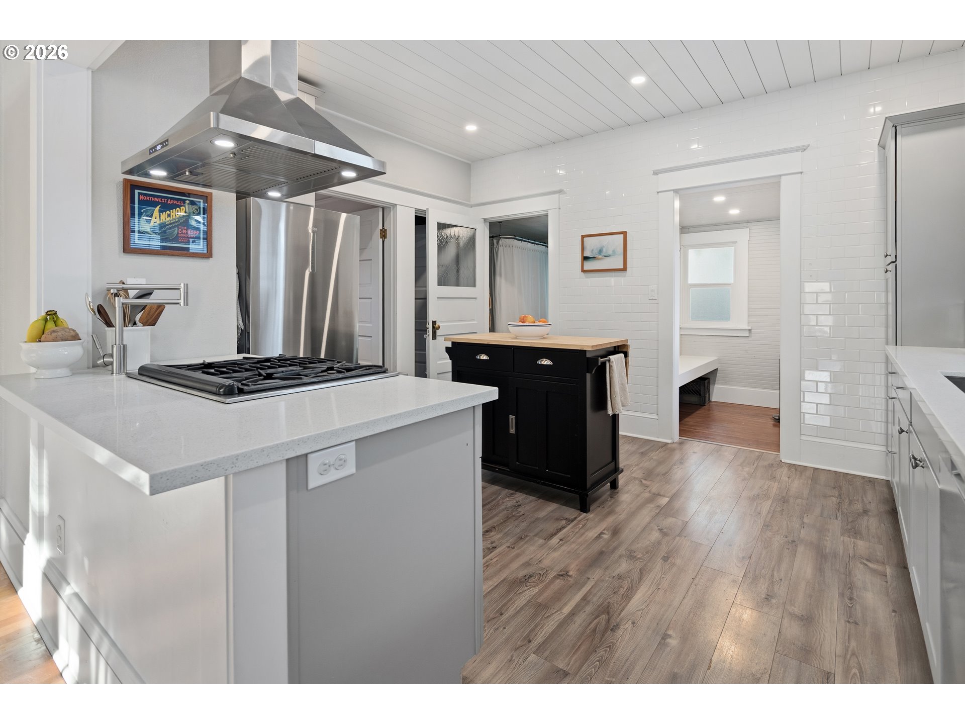 9941 N Willamette BLVD