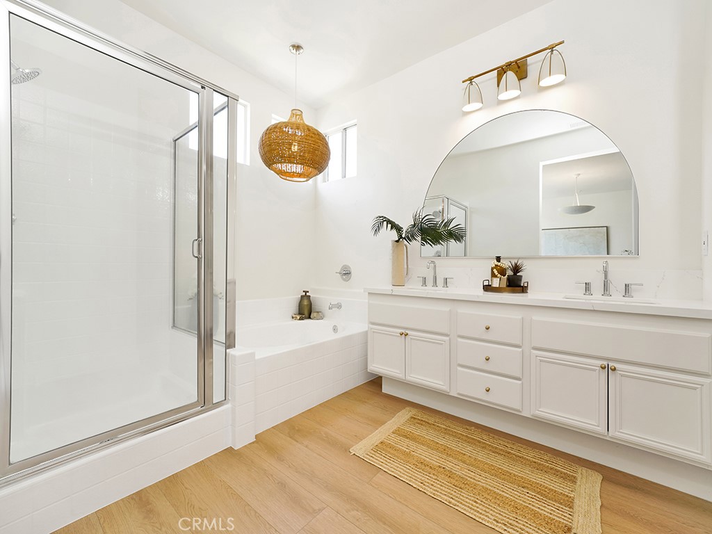 3335 E Chiddingstone Lane A