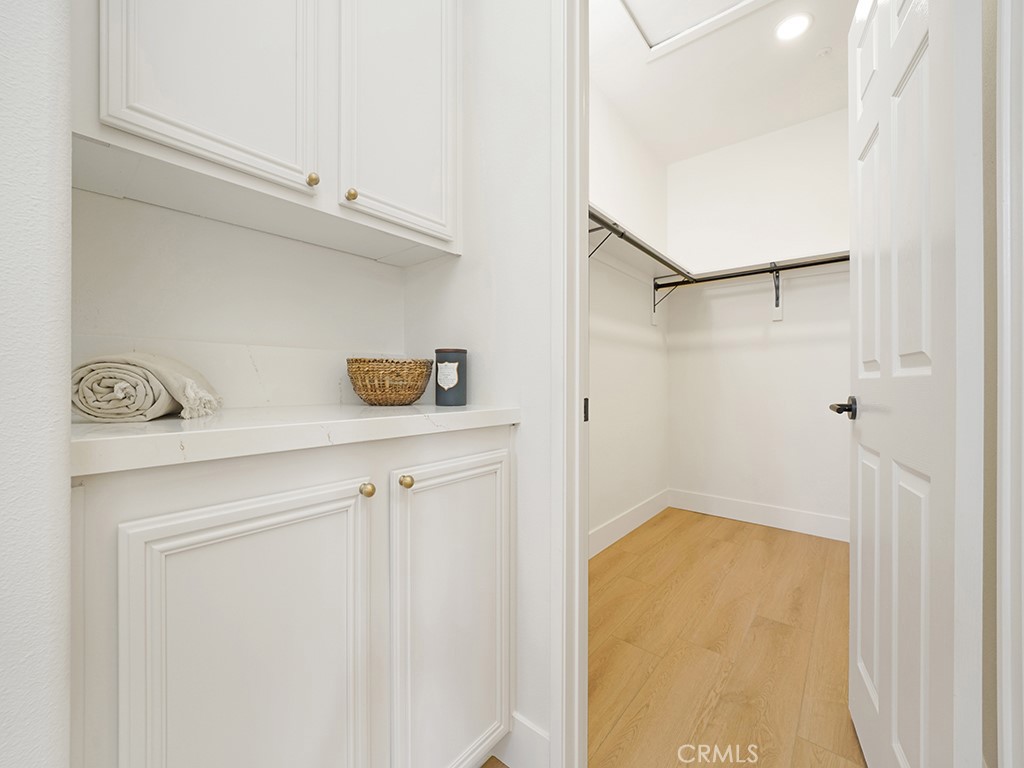 3335 E Chiddingstone Lane A