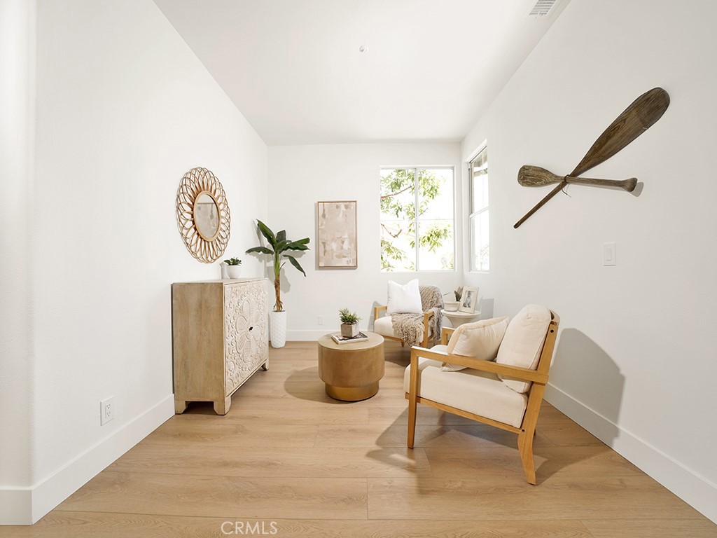 3335 E Chiddingstone Lane A