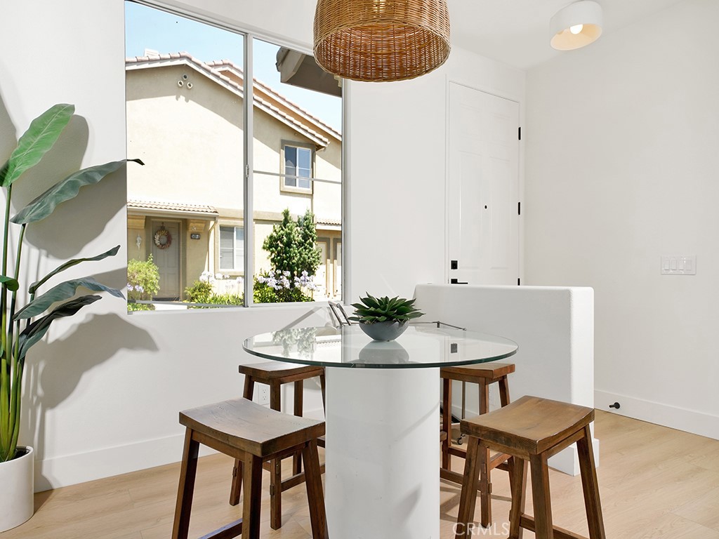 3335 E Chiddingstone Lane A