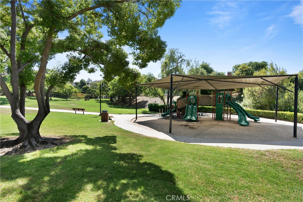 28622 Silverton Drive