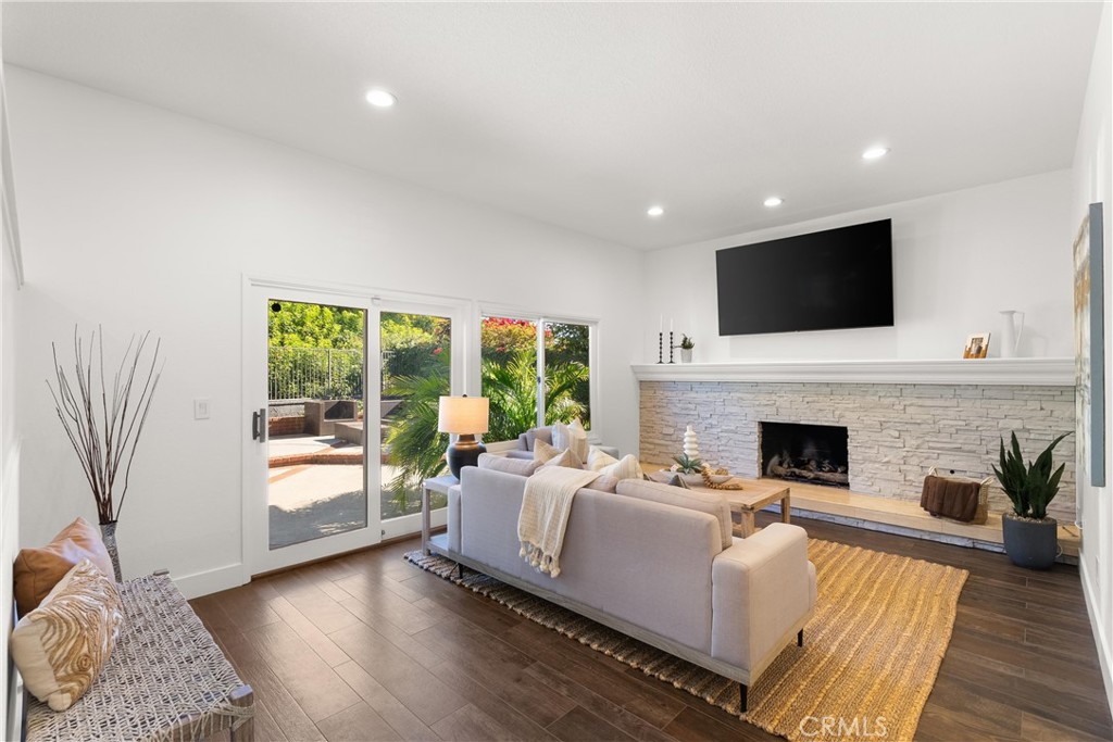 28622 Silverton Drive