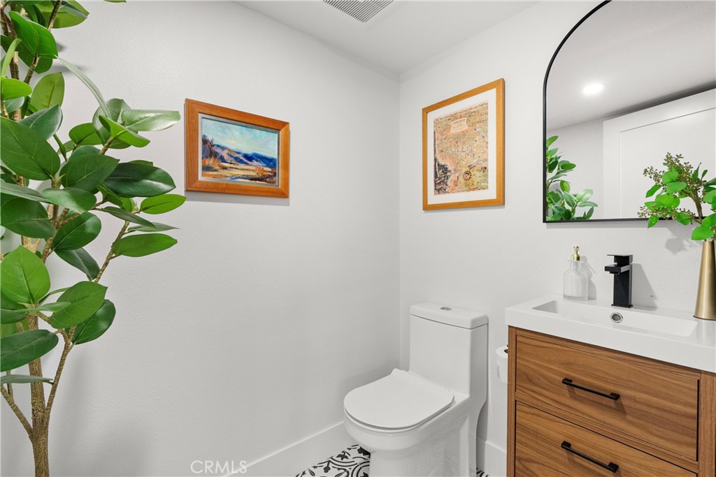 28622 Silverton Drive