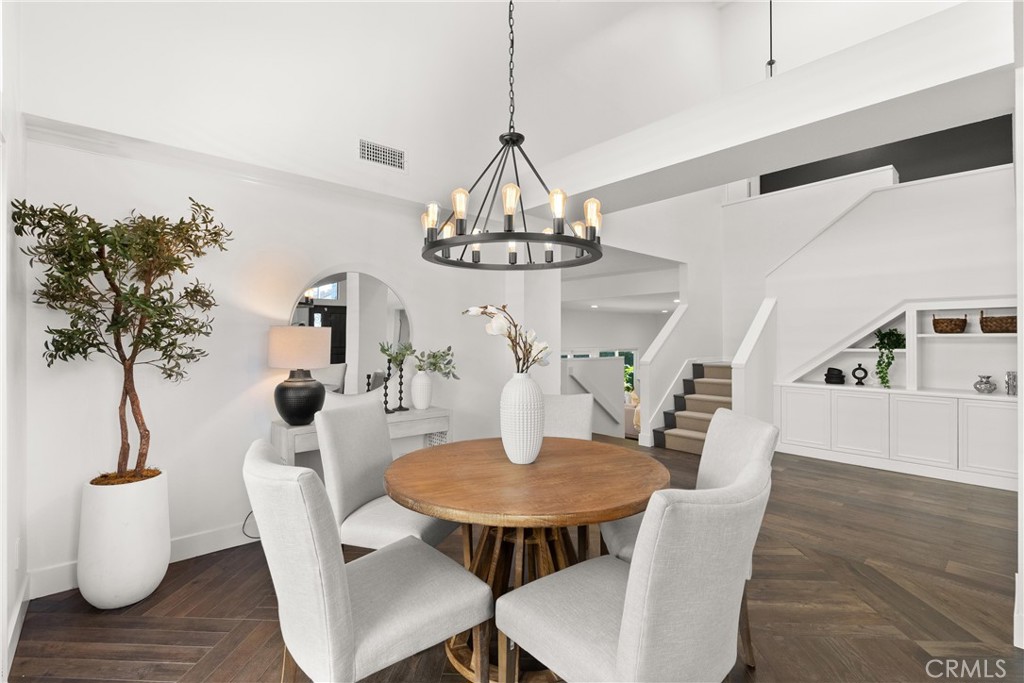 28622 Silverton Drive