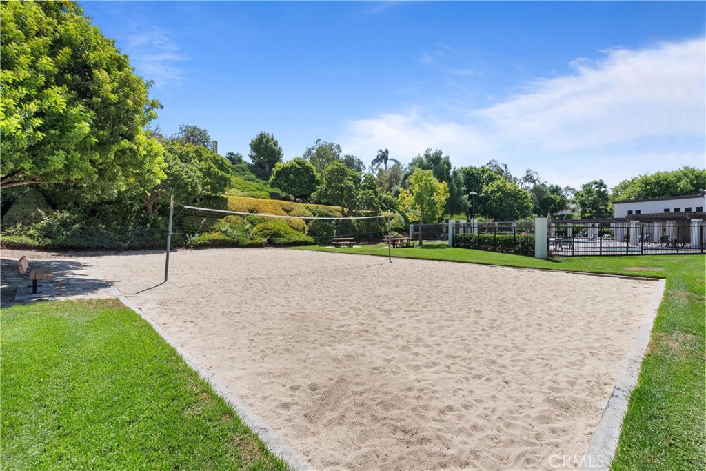 28622 Silverton Drive