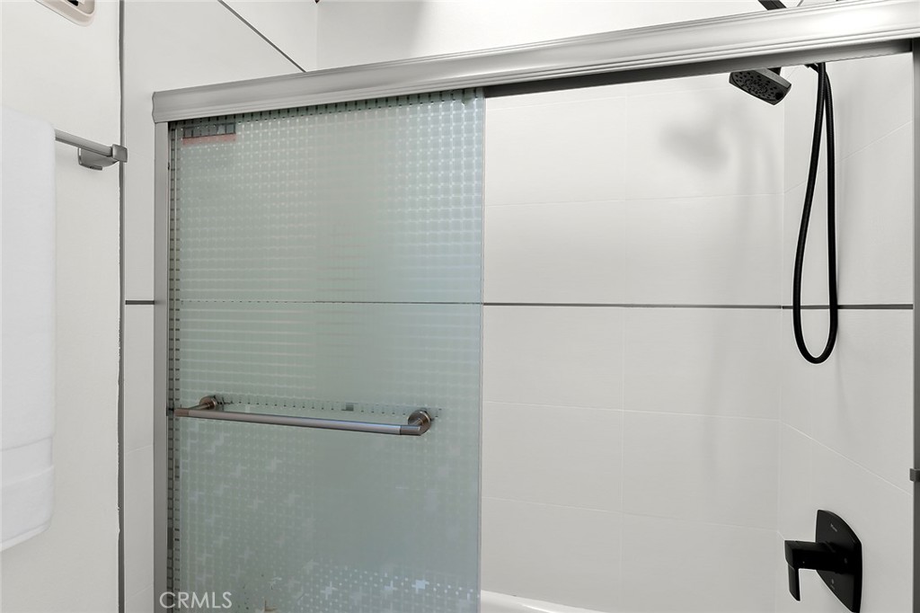 17 Morning Wood Drive